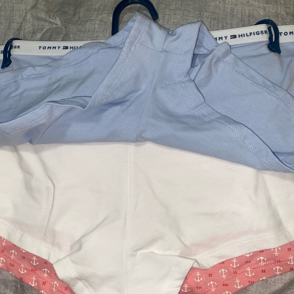 Tommy Hilfiger Boyshort Panties Set of 3 Pink, Blue and White - Picture 4 of 5